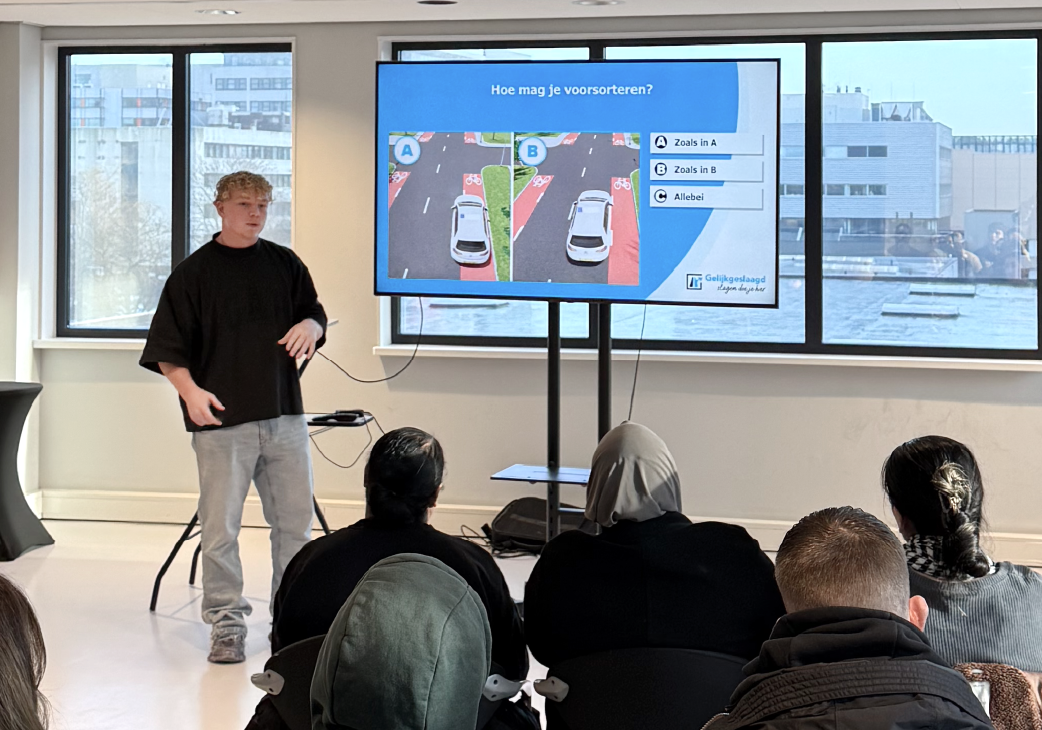 Alkmaar Auto Theoriecursus Klassikaal Les 1 dag